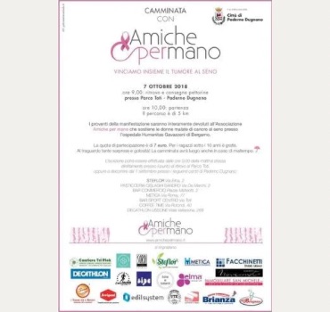 CAMMINATA CON AMICHE PER MANO