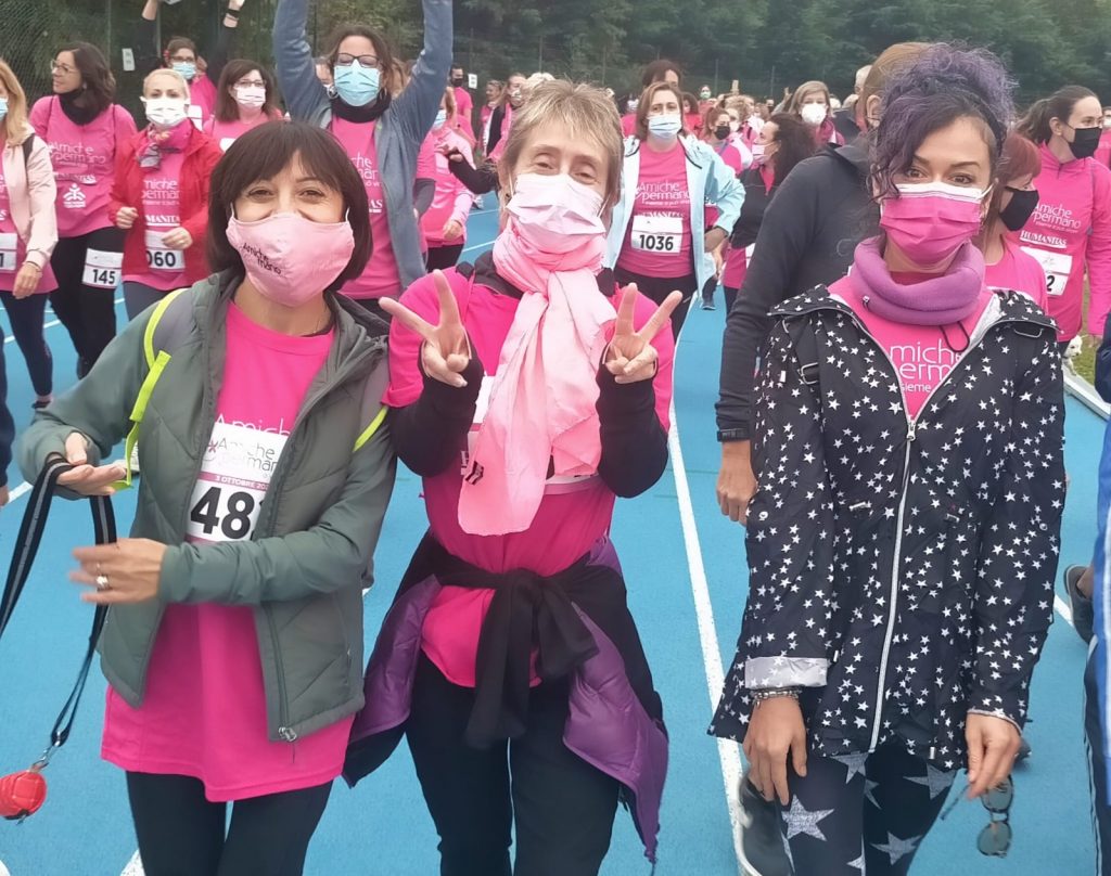 CAMMINATA CON AMICHE PER MANO – foto 5