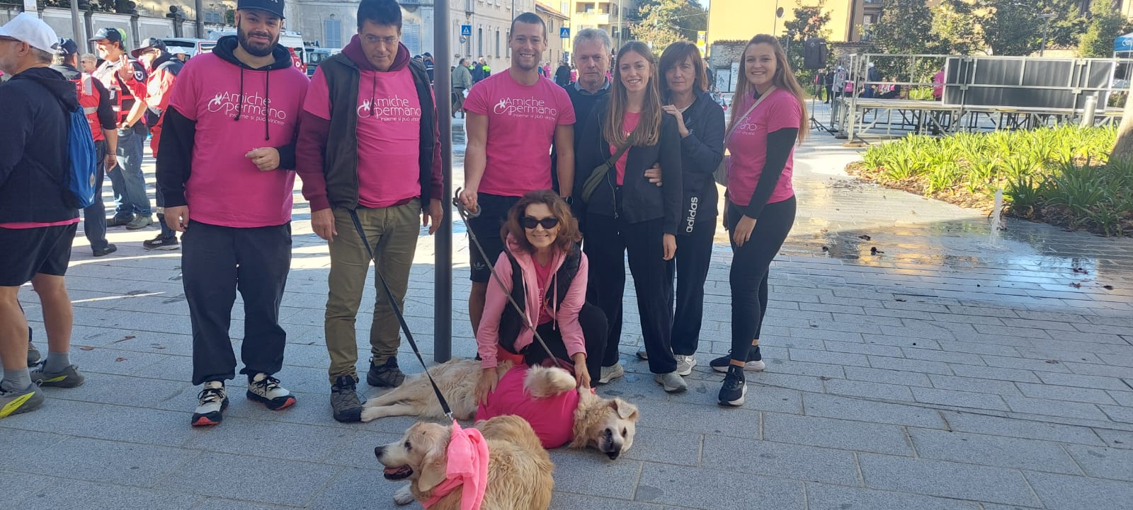 CAMMINATA CON AMICHE PER MANO – foto 2